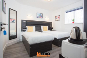 Heathrow Windsor Studios and rooms by Metro with free Wifi and Parking